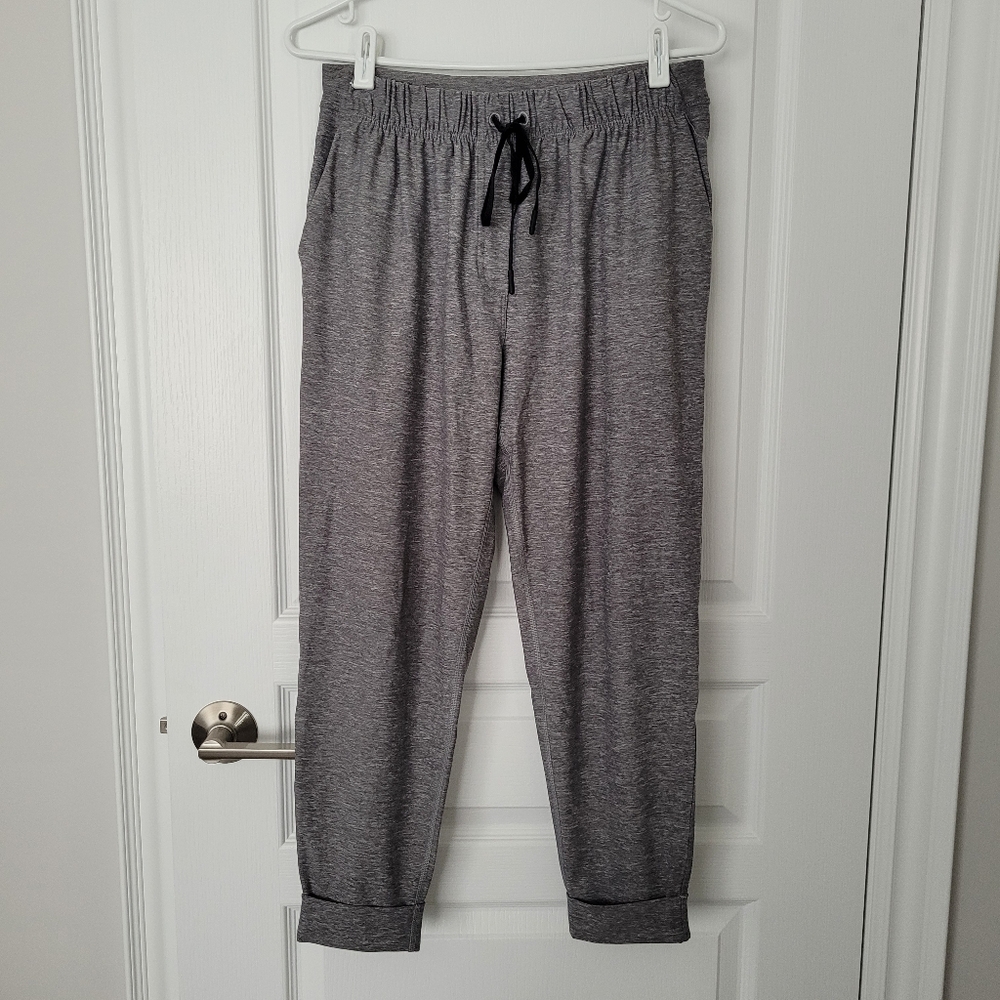 Lululemon joggers - size 4